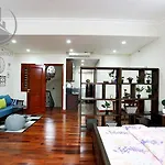 Splendor Trendy Apt 2