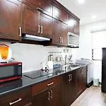 Splendor Trendy Apt 2